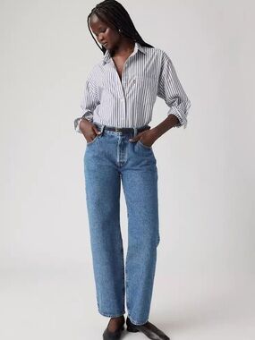 LEVI’S 501 90s Straight Leg Jeans